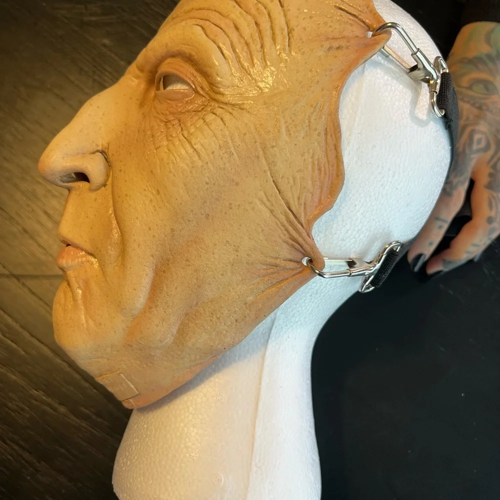 Jigsaw Mask, Latex